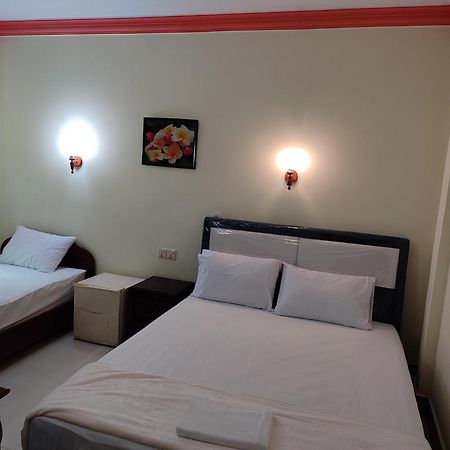 Galaxy Rs Hotel Phnom Penh Exterior photo