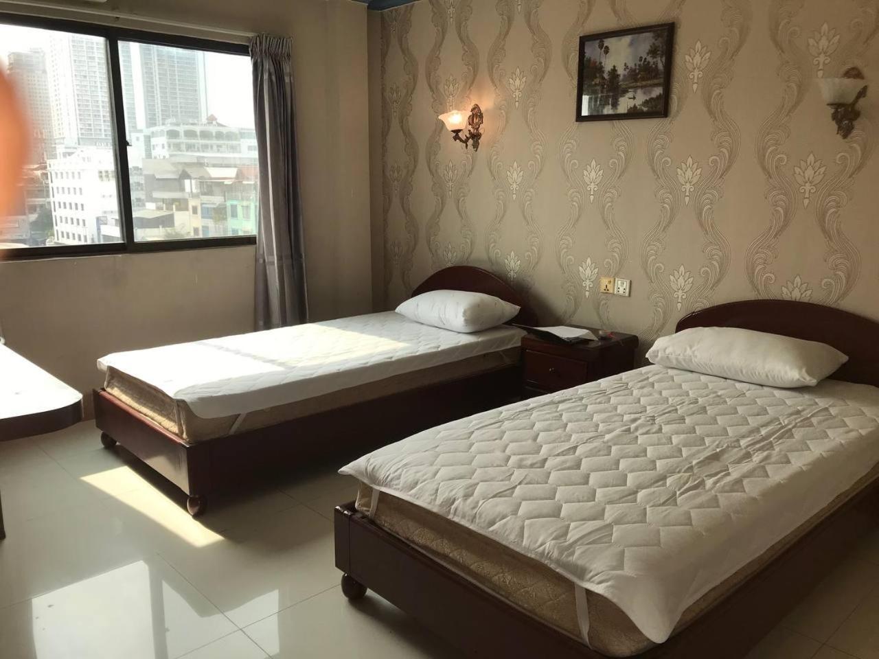 Galaxy Rs Hotel Phnom Penh Exterior photo